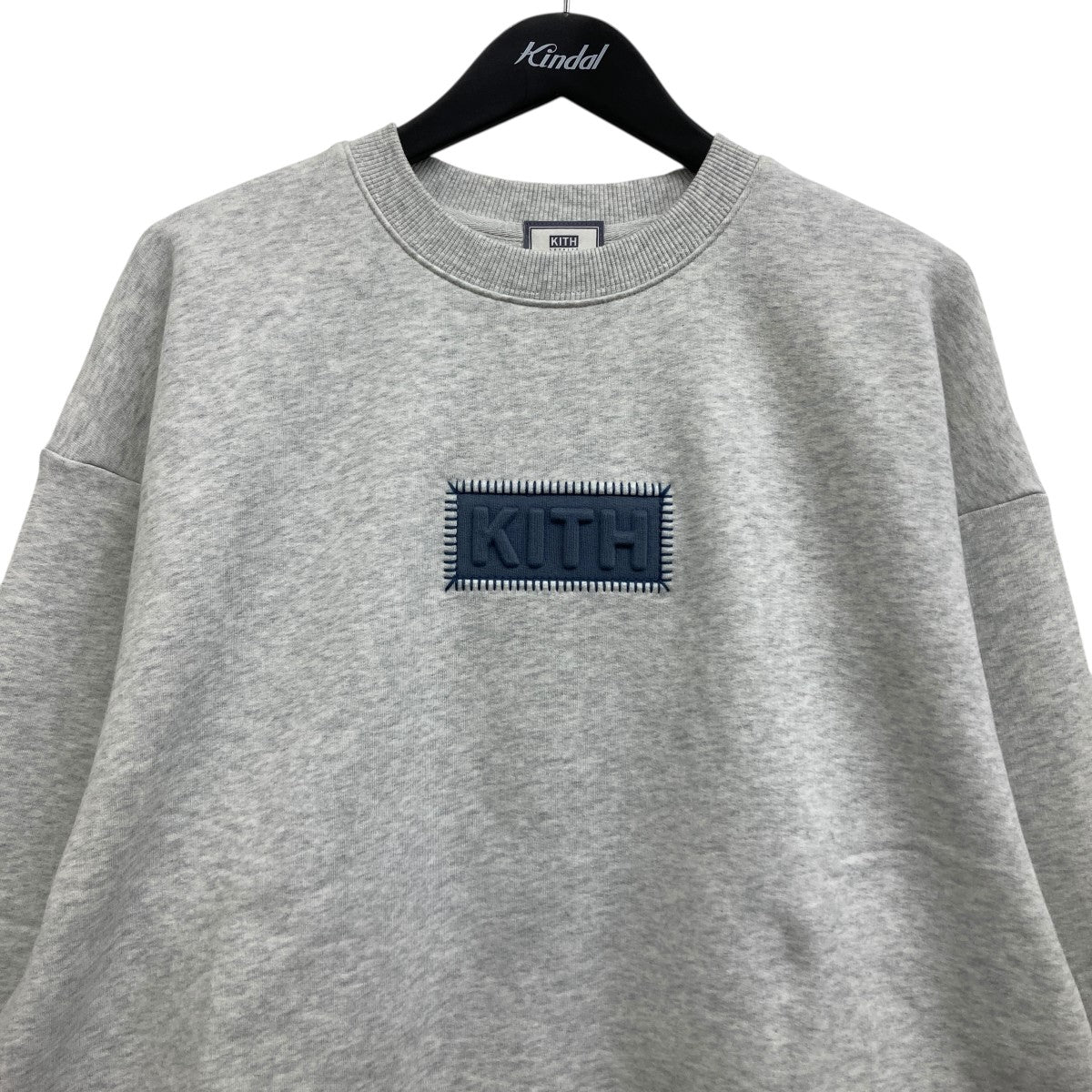 KITH(キス) Loyalty Box Logo Elevation Nelson Crewneck クルーネック
