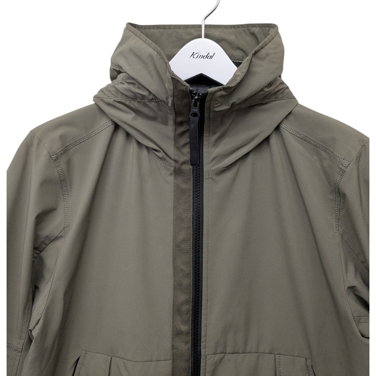 STONE ISLAND(ストーンアイランド) プリマロフトソフトシェル