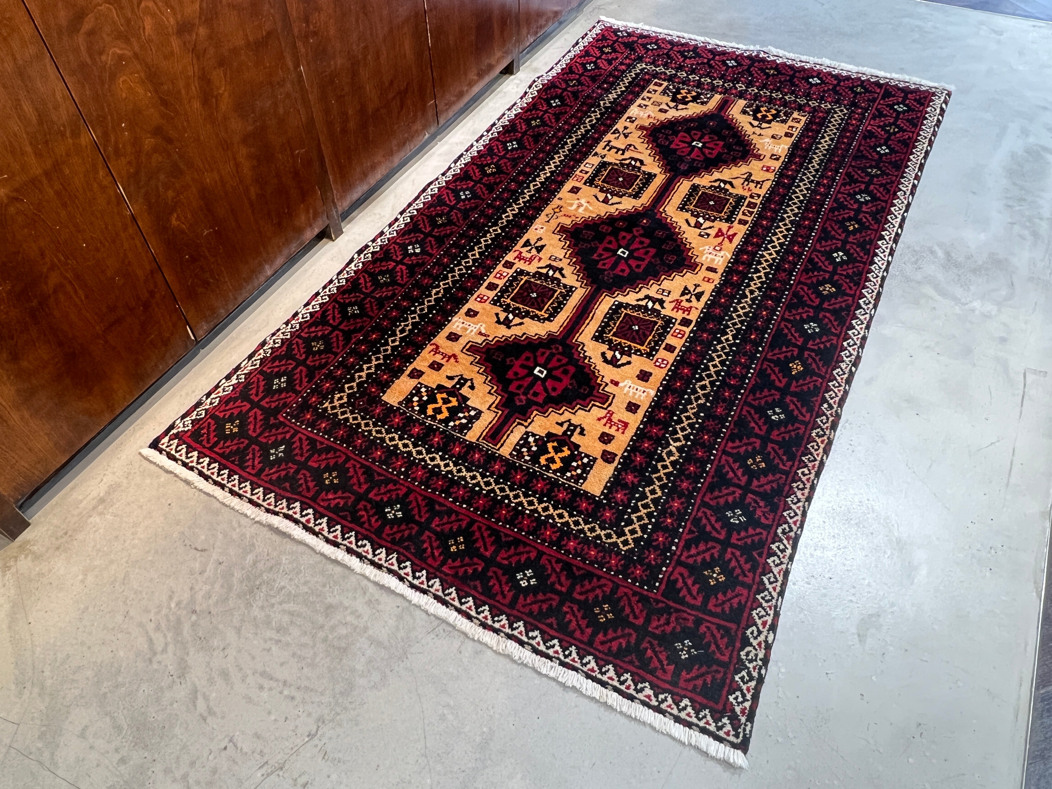 トライバルラグ – Layout online