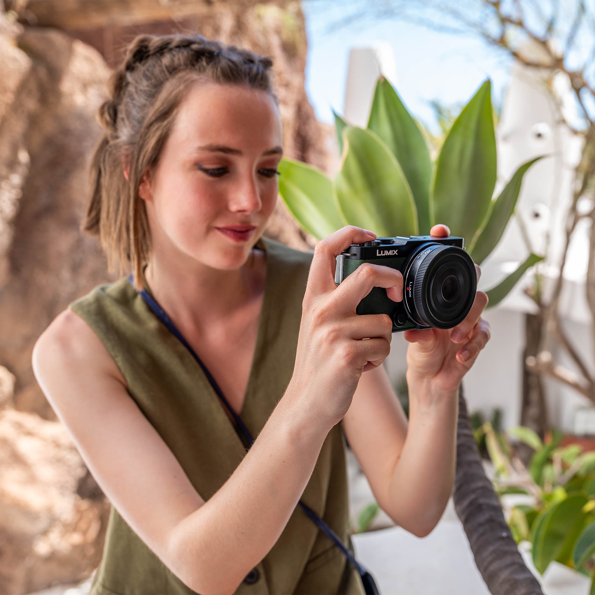 Panasonic LUMIX S Series 26mm F8 L-Mount Lens - S-R26