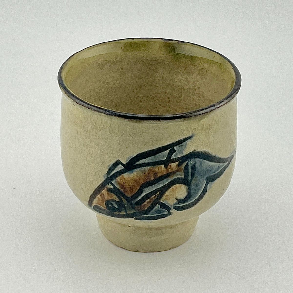 楽天市場】壺屋焼 人間国宝 金城次郎作 魚文ぐい呑 やちむん 壺屋焼