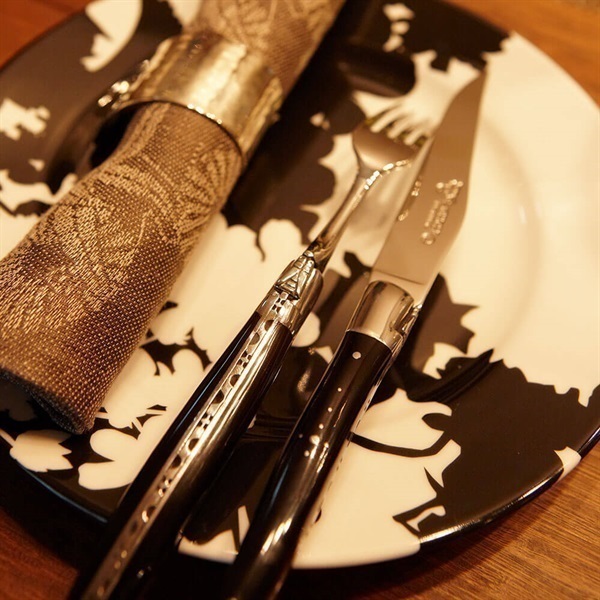 ラギオール アン オブラック テーブルナイフ＆テーブルフォークペア