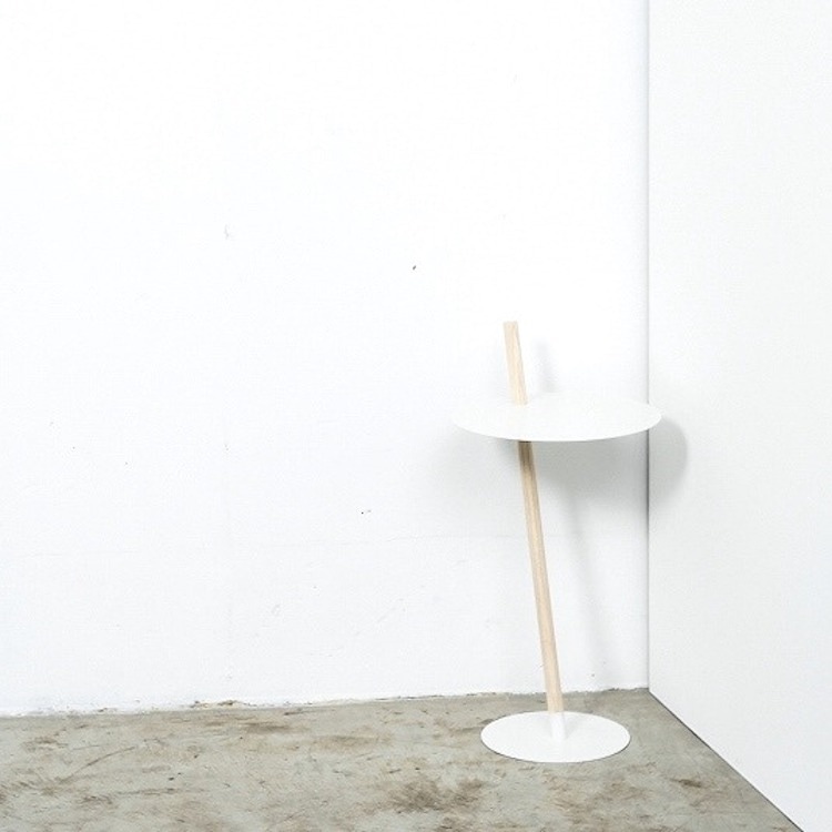 チューブ＆ロッド サイドテーブル | デュエンデ(DUENDE