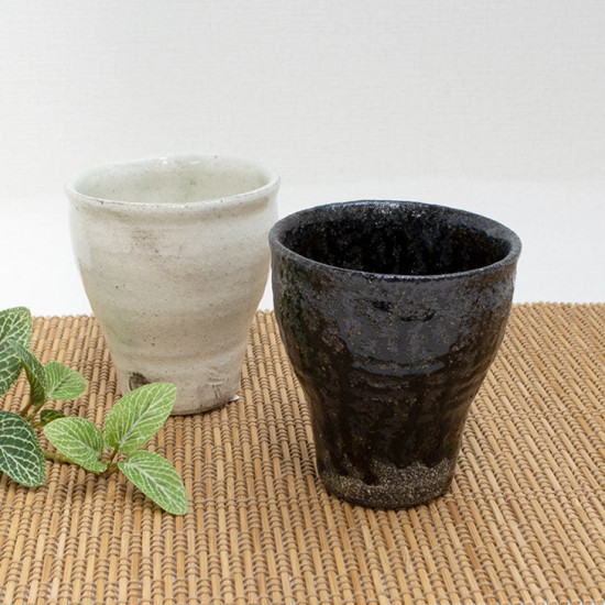 和雑貨 四季彩堂 オンラインショップ / 信楽焼 フリーカップ 黒灰釉 粉引き