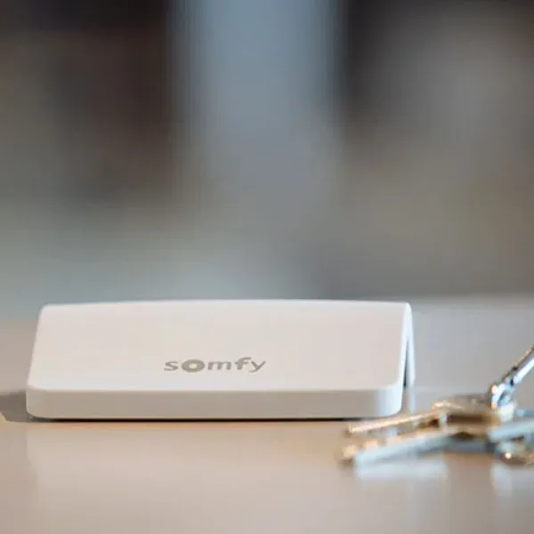 スマートフォン 操作用中継器 / Connexoon Window RTS