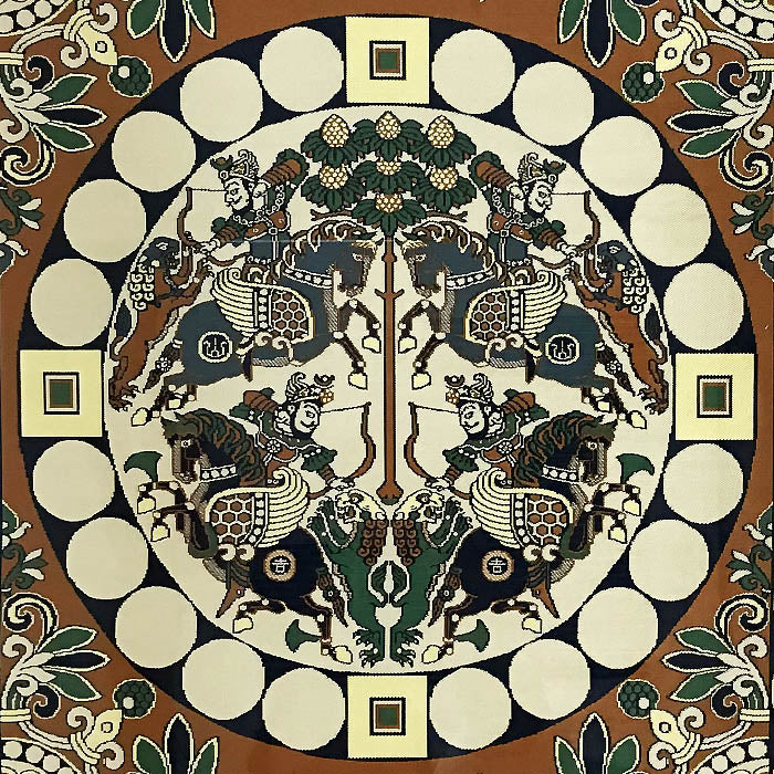 掛額 四天王獅猟紋様錦 – 龍村美術織物公式オンラインショップ