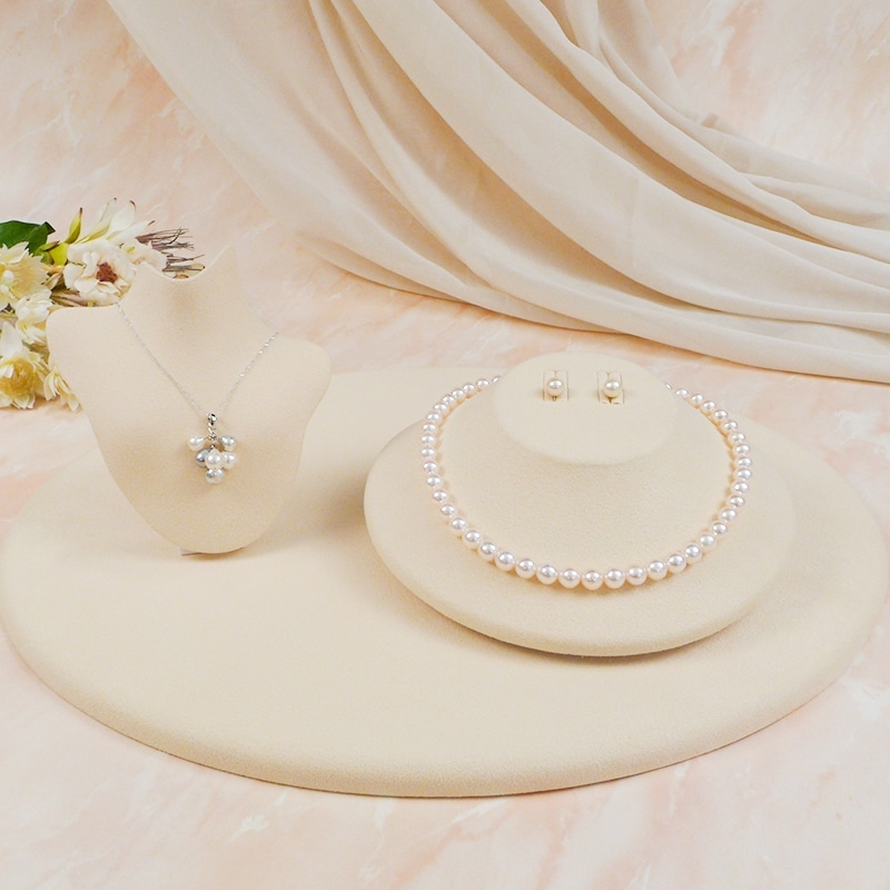 伊勢志摩産本真珠2点セット葡萄ペンダント付（8-8.5mm/白）(イヤリング