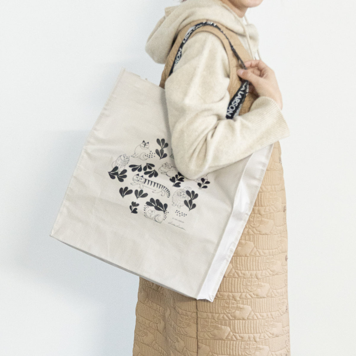 ショッピングエコバッグ（スケッチねこたち・ベージュ）