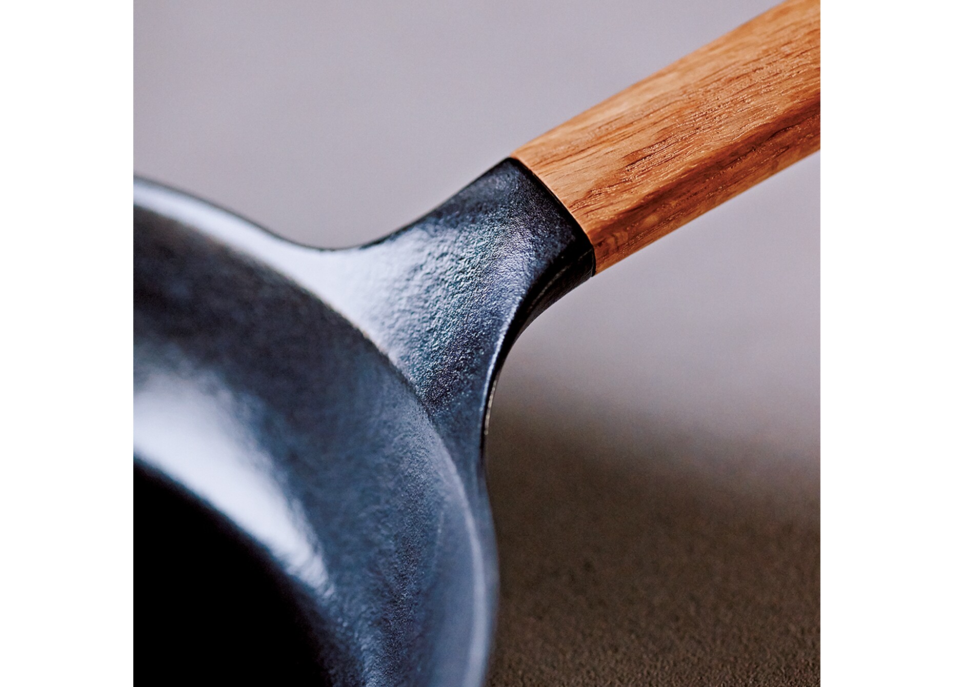 フライパン 24cm DEEP[ウォールナット］ | バーミキュラ公式オンライン