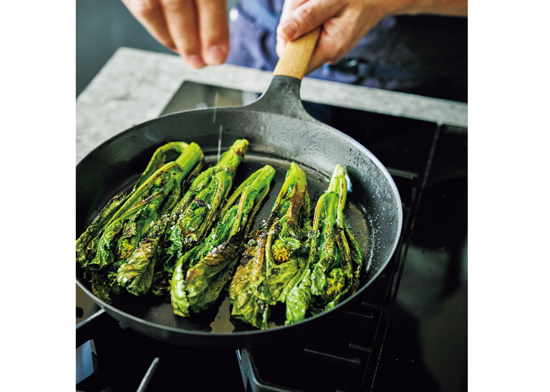 フライパン 28cm[オーク］ | バーミキュラ公式オンラインショップ