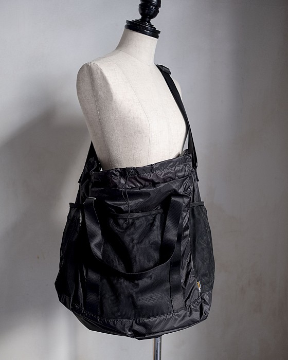 VONIQUE / HOLIDAY/PACKABLE STRAP TOTE BAG