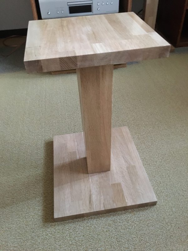 ナラのスピーカースタンド - 木材通販のマルトクショップ