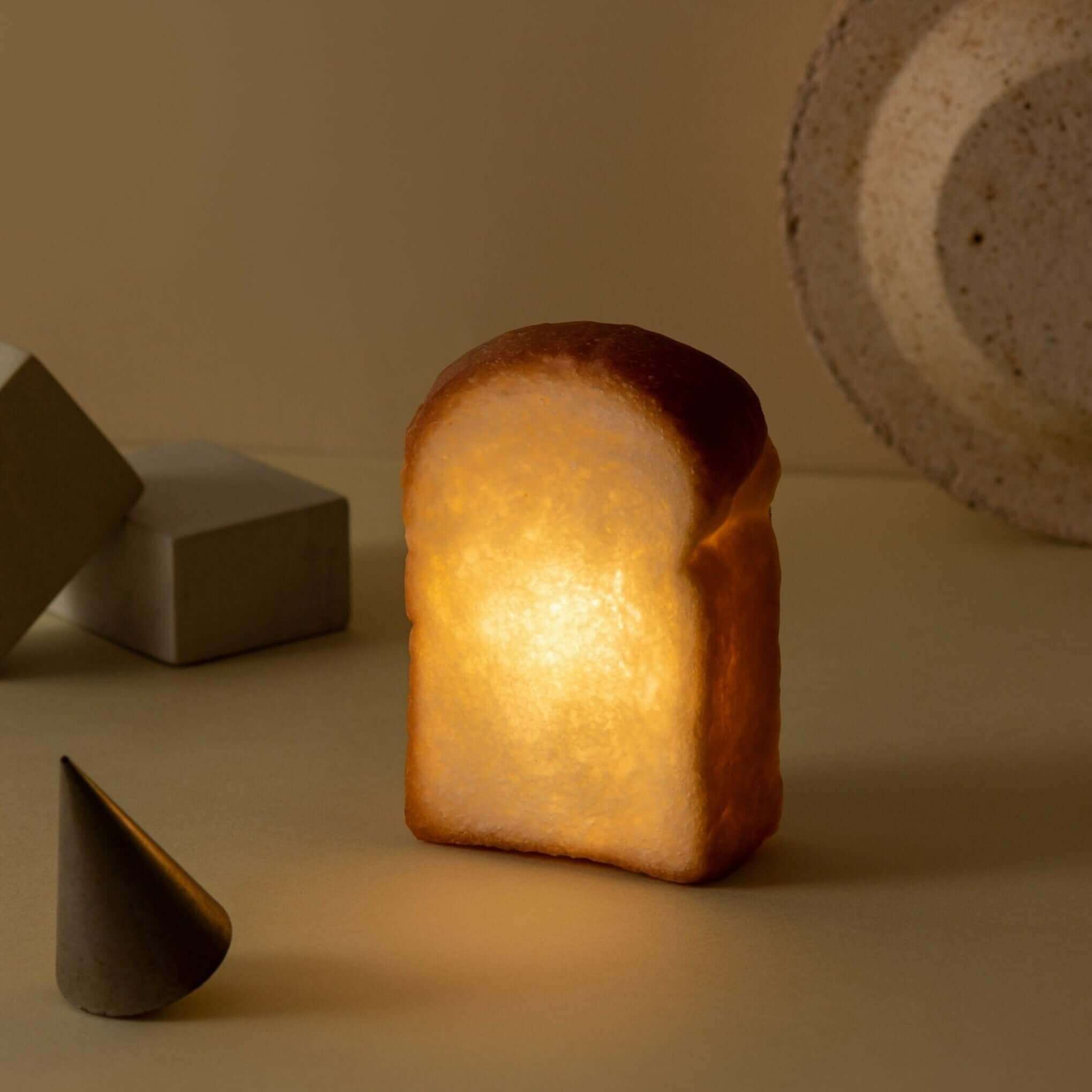 Pampshade Battery Powered Mountain Bread Lamp – Yukiko Morita