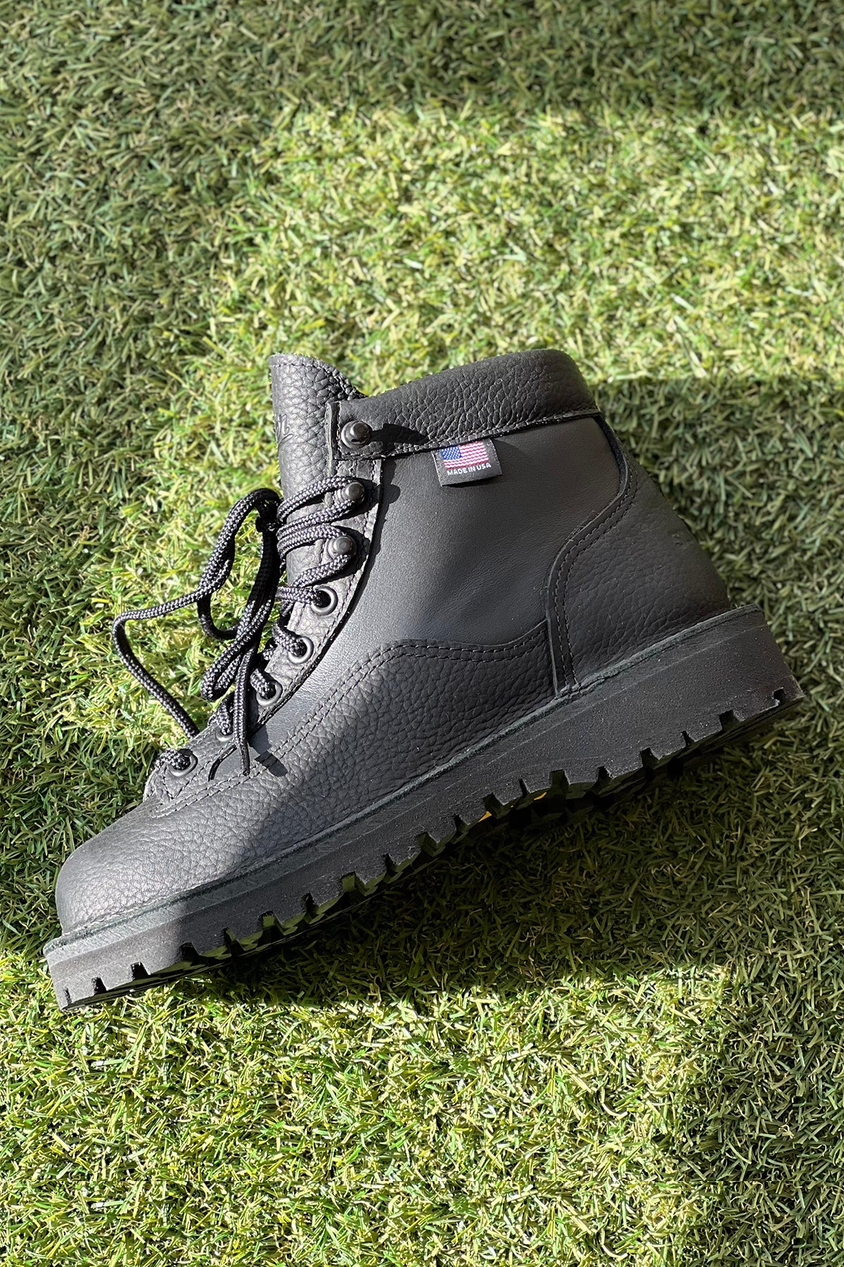 Men's Snow Peak x Danner Light II - Black – SISU