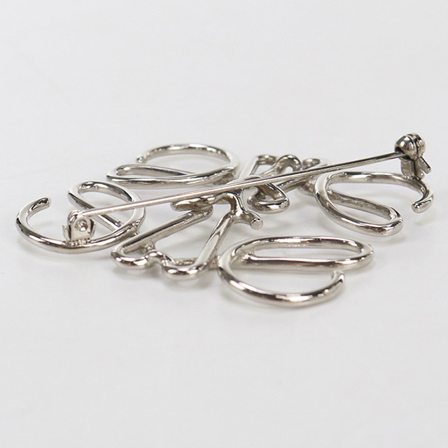 LOEWE（ロエベ） 中古 ブローチ レディース ブランド アナグラム