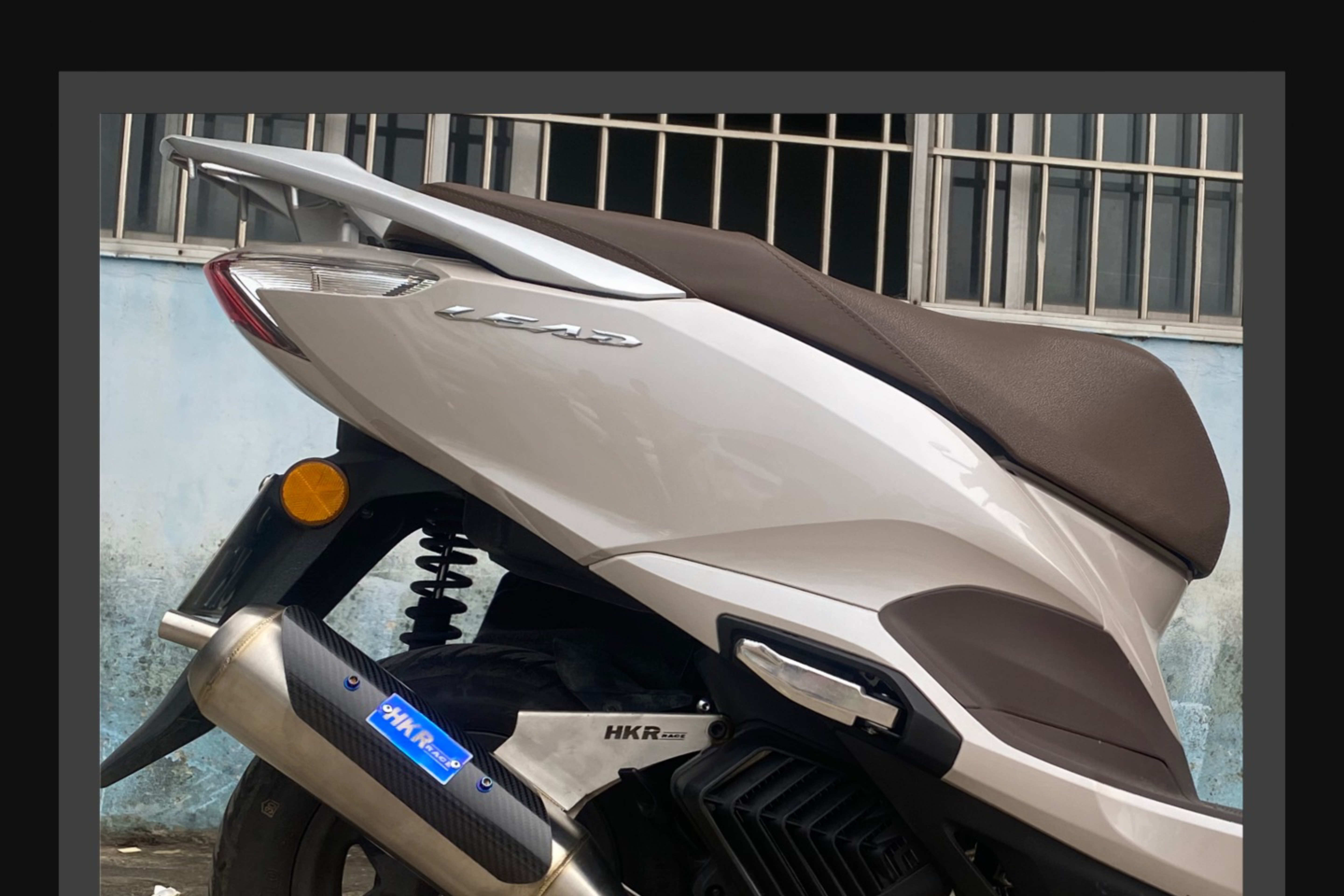 ホンダ（HONDA） リード 125 フルエキゾースト マフラー フルエキ