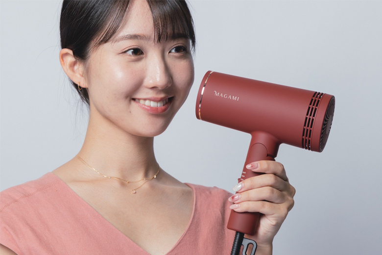MAGAMI ドライヤー ヘアドライヤー マガミ コラーゲンべール