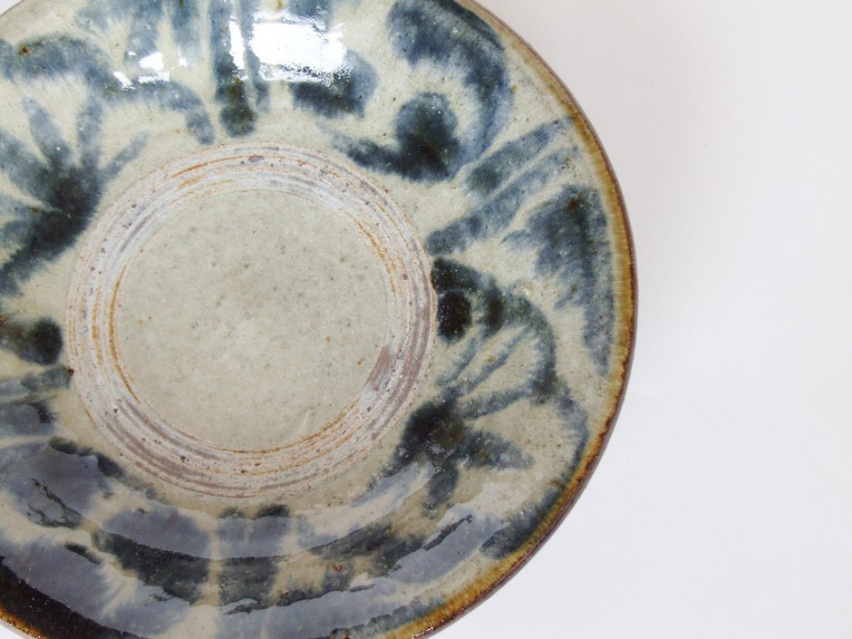 やちむん 民藝 大宜味窯 菅原謙7寸皿 中皿 呉須唐草 : おまめ - 通販