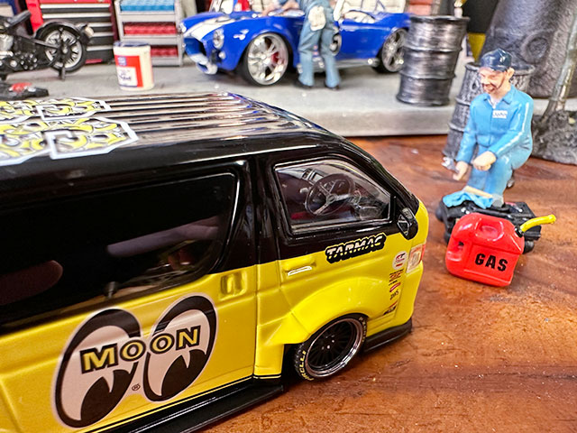 ターマックワークス×ムーンアイズ 限定コラボミニカー トヨタ