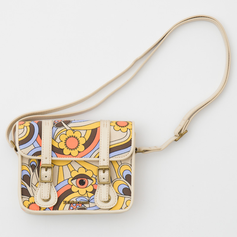 Dr.Martens（ドクターマーチン） 7 インチ サッチェル バッグ AB098001