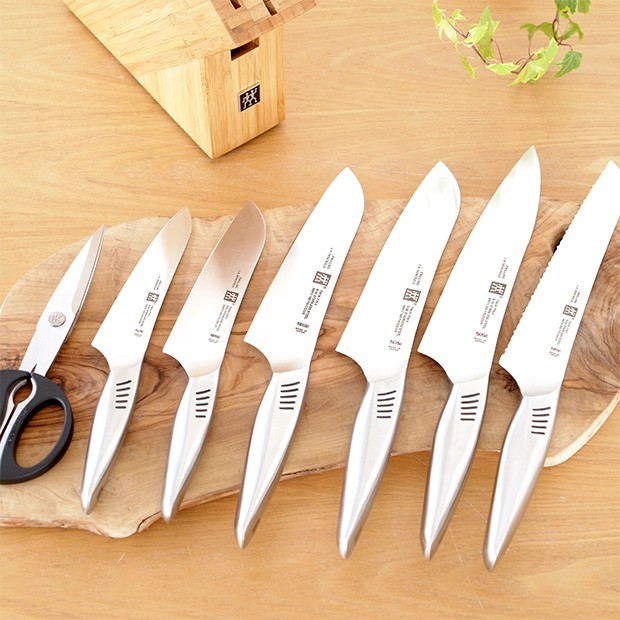 ZWILLING J.A. HENCKELS ＼2/27-3/1はP10倍／ ヘンケルス ツヴィリング