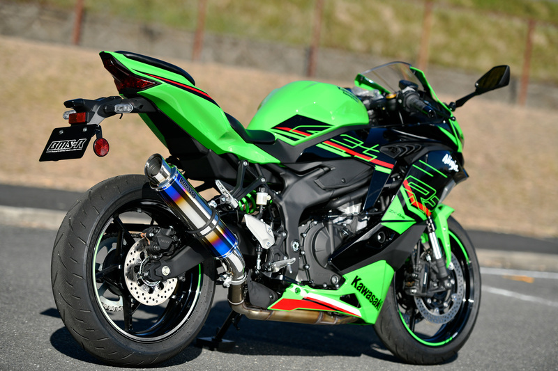 BEAMS G436-54-P1J ZX25R SE 8BK-ZX250H スリップオン R-EVO2 ヒート