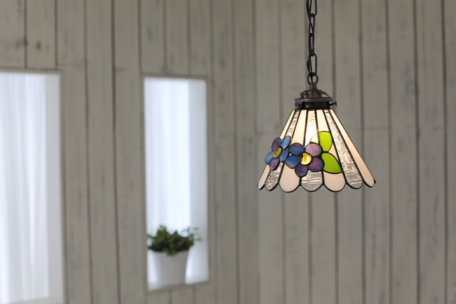 照明器具 天井 吊り下げ ペンダントライト ステンドグラス ガラス