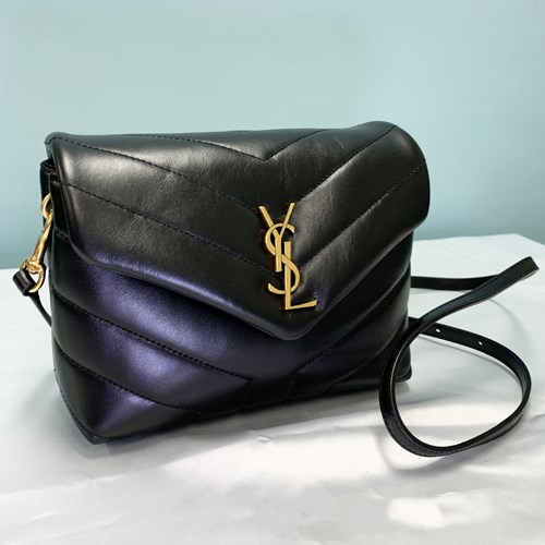 Yves Saint Laurent（イヴ・サンローラン） 【爆買】サンローラン