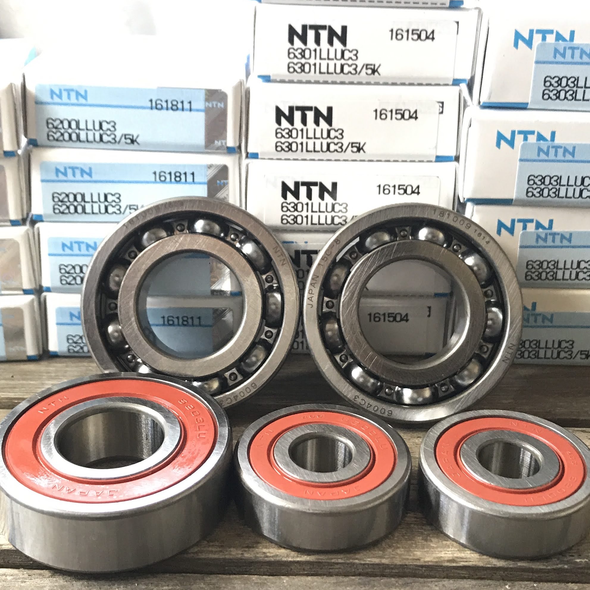 前後ホイールベアリング Vストローム250SX EL11L 合計5個 : ボルト