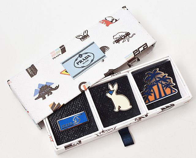 PRADA（プラダ） ピンブローチ/ピンバッジ 3点セット アクセサリー