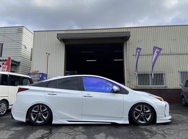 イデアル 車高調 trueva 極 プリウス zvw30のおすすめ人気商品一覧