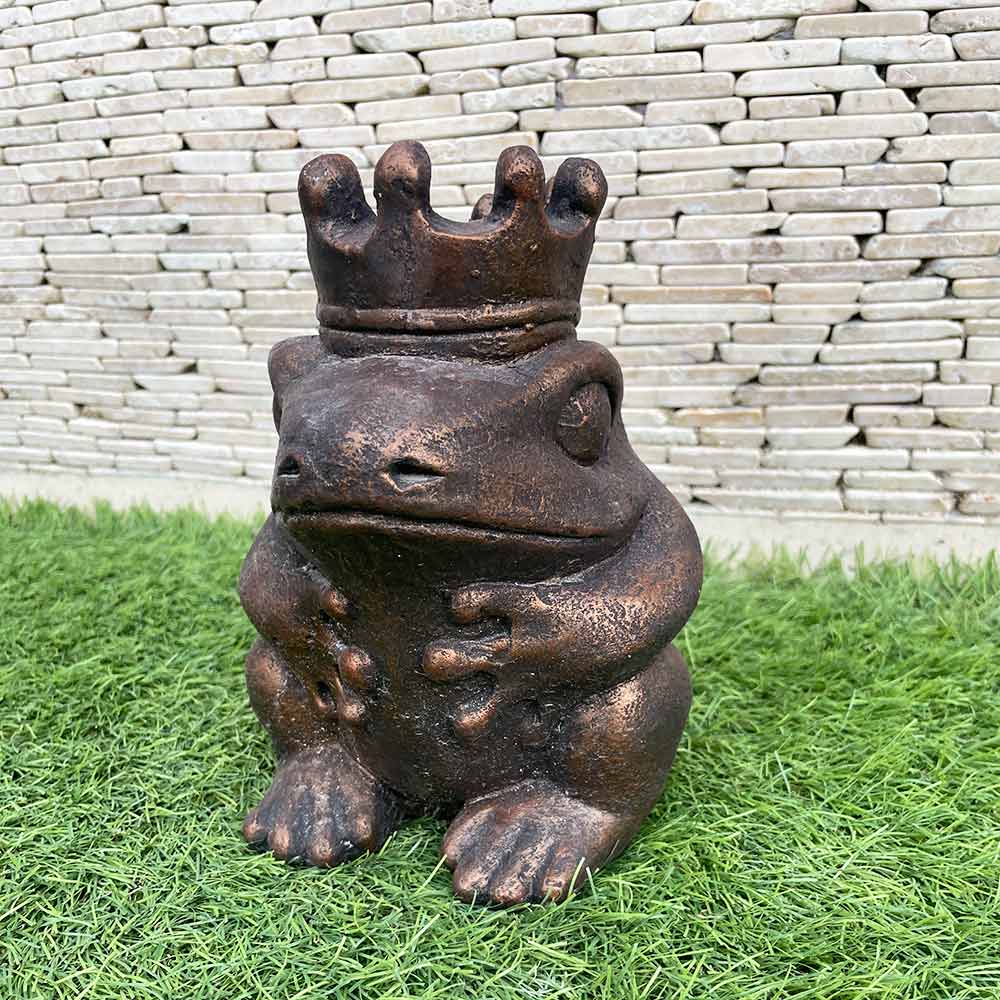 石像 カエル 王冠をかぶったカエル ブロンズ H20cm ぷっくり カエルの