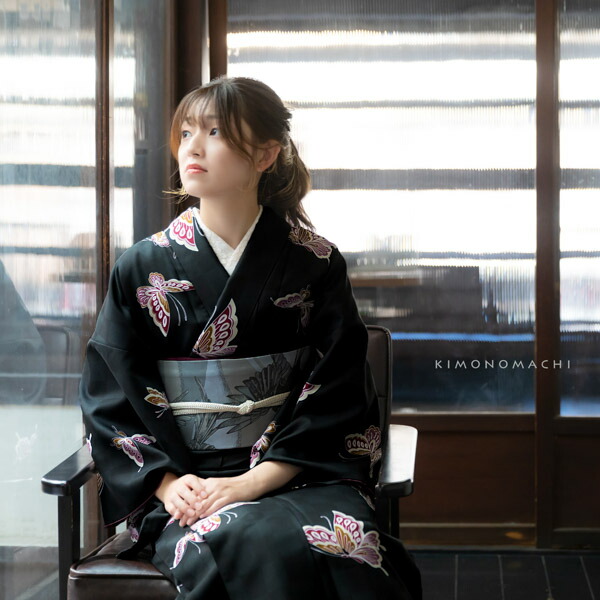 KIMONOMACHI 洗える着物 袷着物単品 「飛び蝶 黒市松」 オリジナル