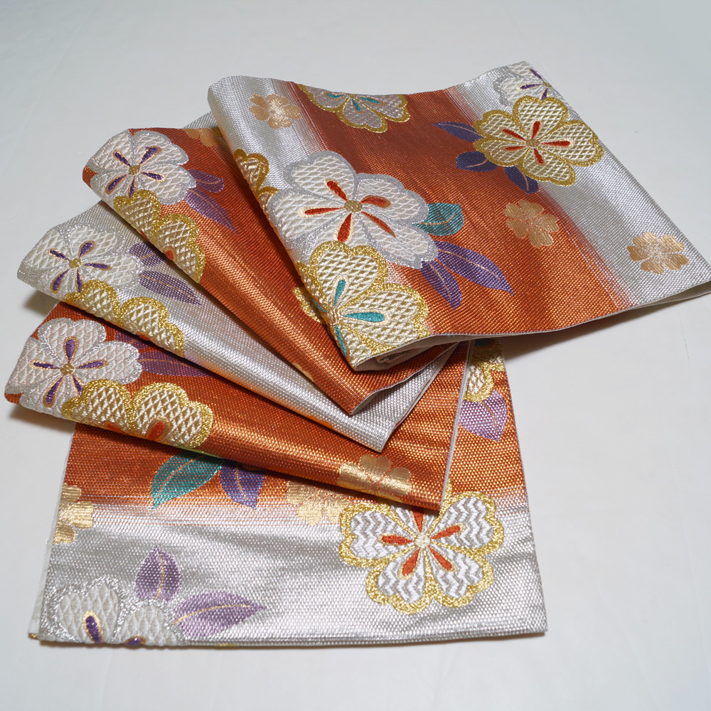 袋帯 段ぼかしに桜花模様 六通柄 金糸 銀糸 振袖向き 帯 送料無料 中古