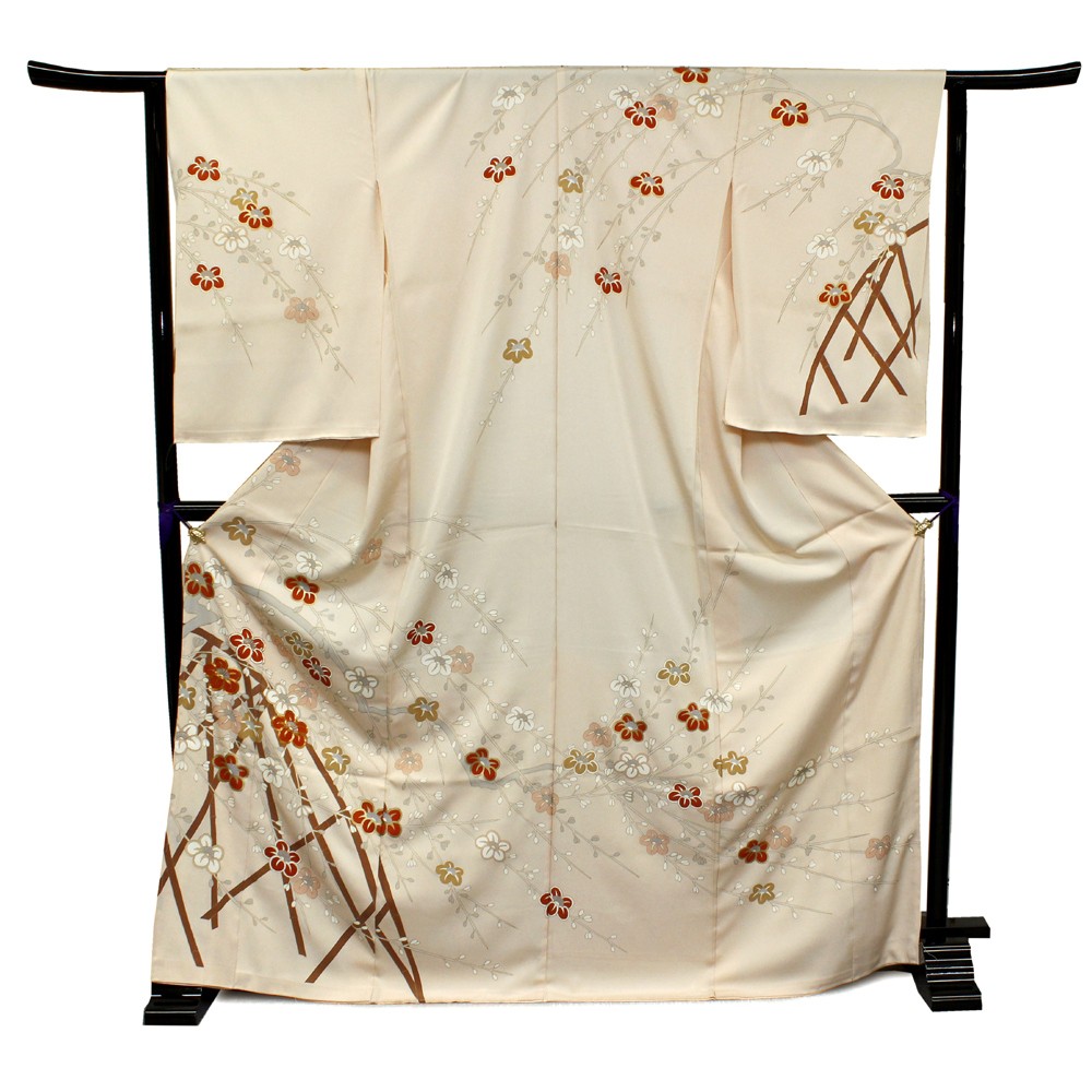 正絹訪問着 未仕立て 仮絵羽 薄ピンク地垣に枝椿模様 伊と幸 : 京都