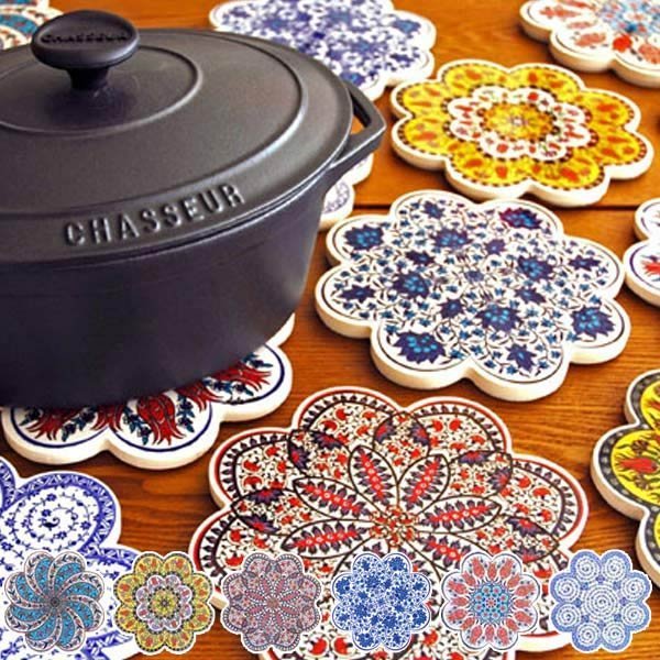 フランスアンティーク トリベットDECOTEC 白い鋳物の鍋敷 フランス