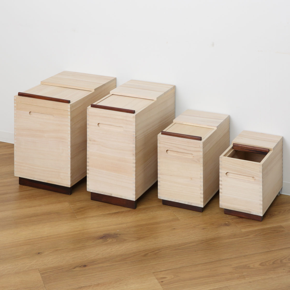 OSMAC 米びつ 桐製 Rice Box 20kg 計量マス付き （ キャスター付き 桐