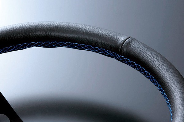 D1スペック ステアリング DEEP70 33パイ ブルーステッチ ホーンボタン