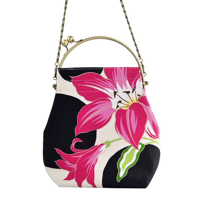 2WAYタイプのがま口ショルダーバッグ 亥之吉 ベンリーがま口 ゆり から