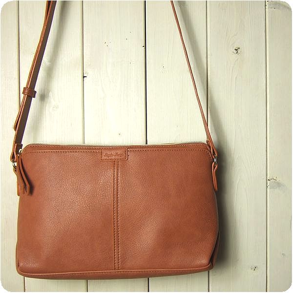 Legato Largo（レガートラルゴ） ショルダーバッグ レディース 軽い