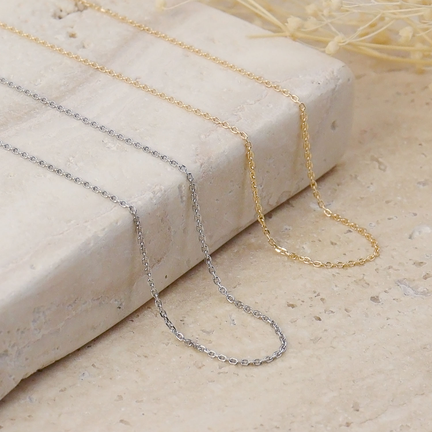 LARA Christie（ララクリスティー） ネックレス チェーン プラチナ