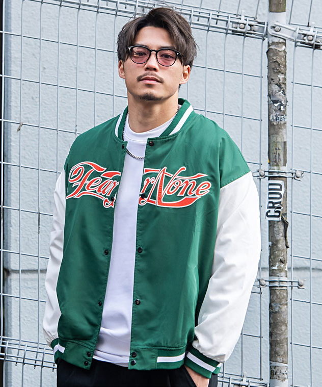 CavariA（キャバリア） スタジャン メンズ カレッジロゴ 薄手 春