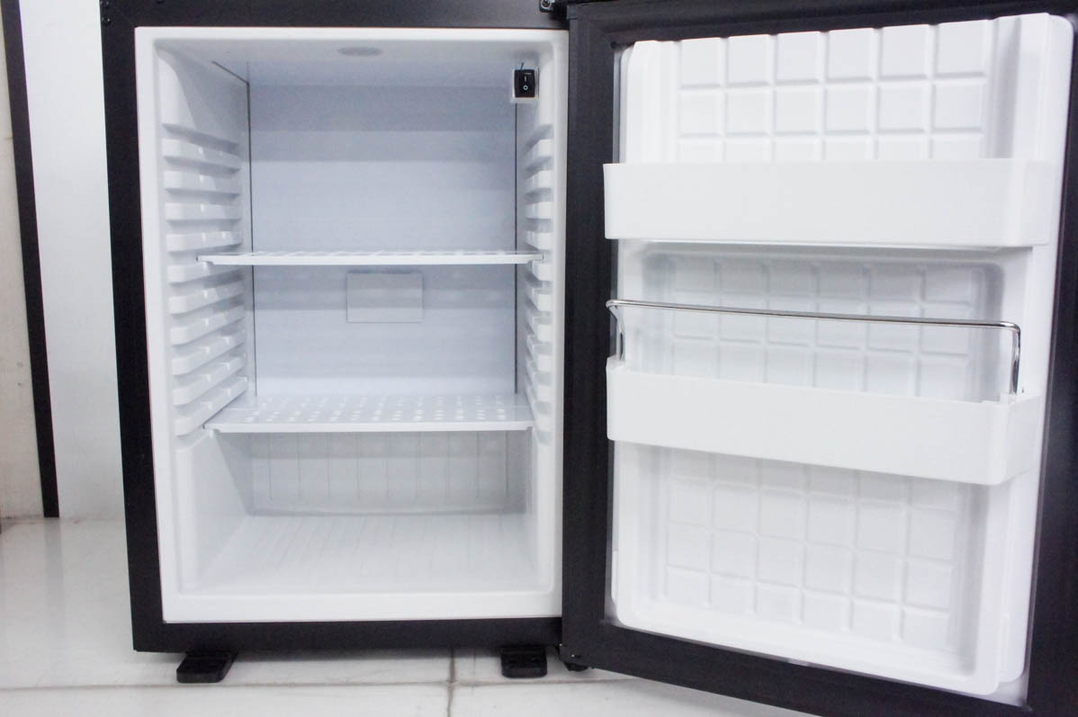 中古 三ツ星貿易 40L 1ドア冷蔵庫 エクセレンス ペルチェ式 客室 寝室