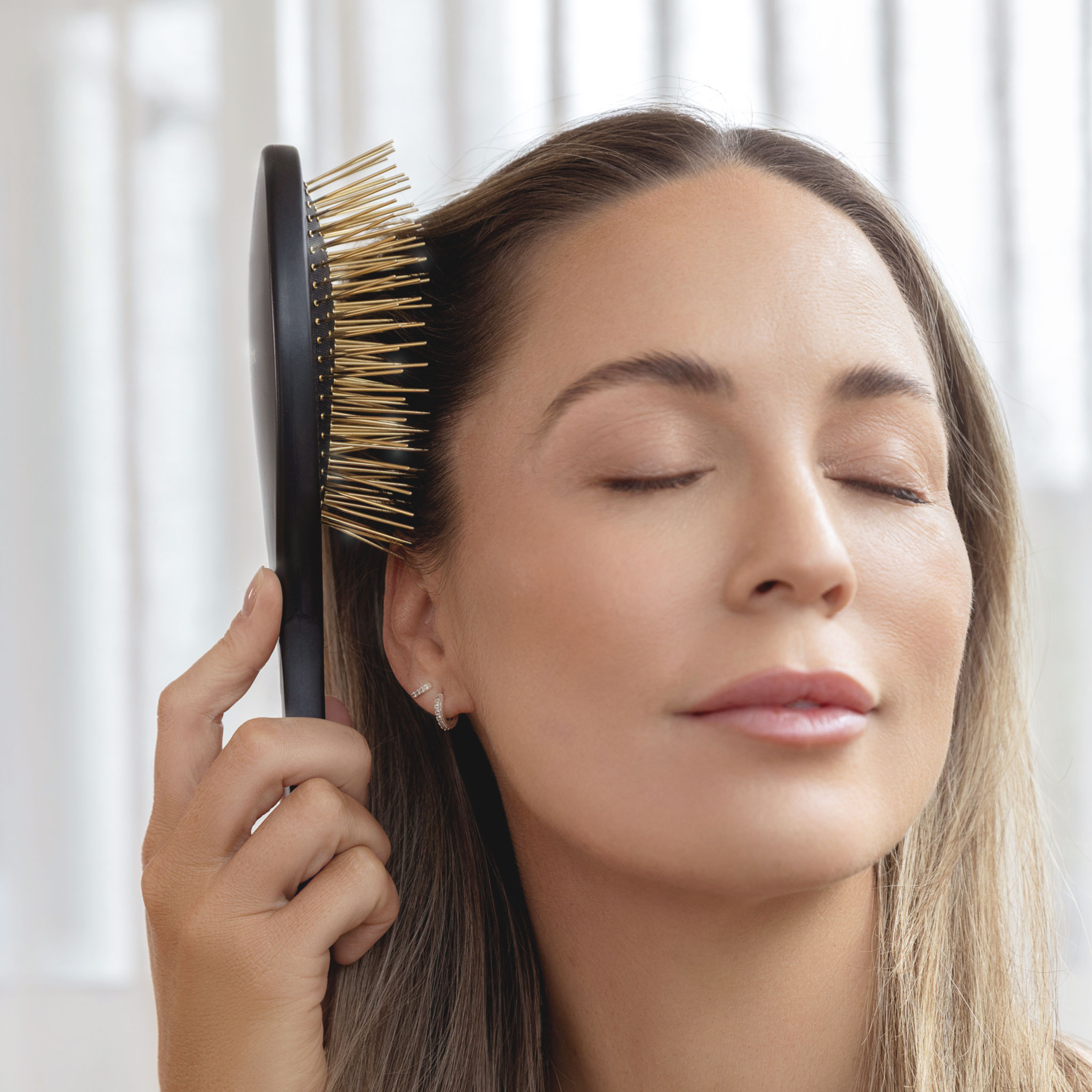 SNOW FOX SKINCARE 【新発売】プレミアム FOX カッサ ヘアブラシ