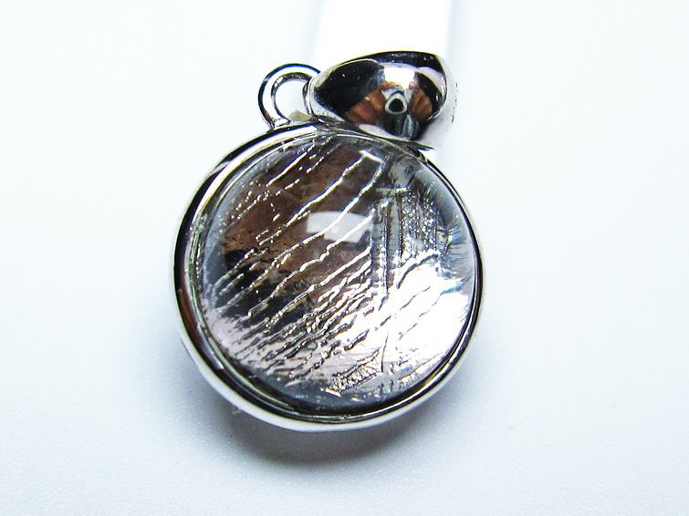 ギベオン隕石 ペンダント｜Gibeon メテオライト 鉄隕石 ナミビア産