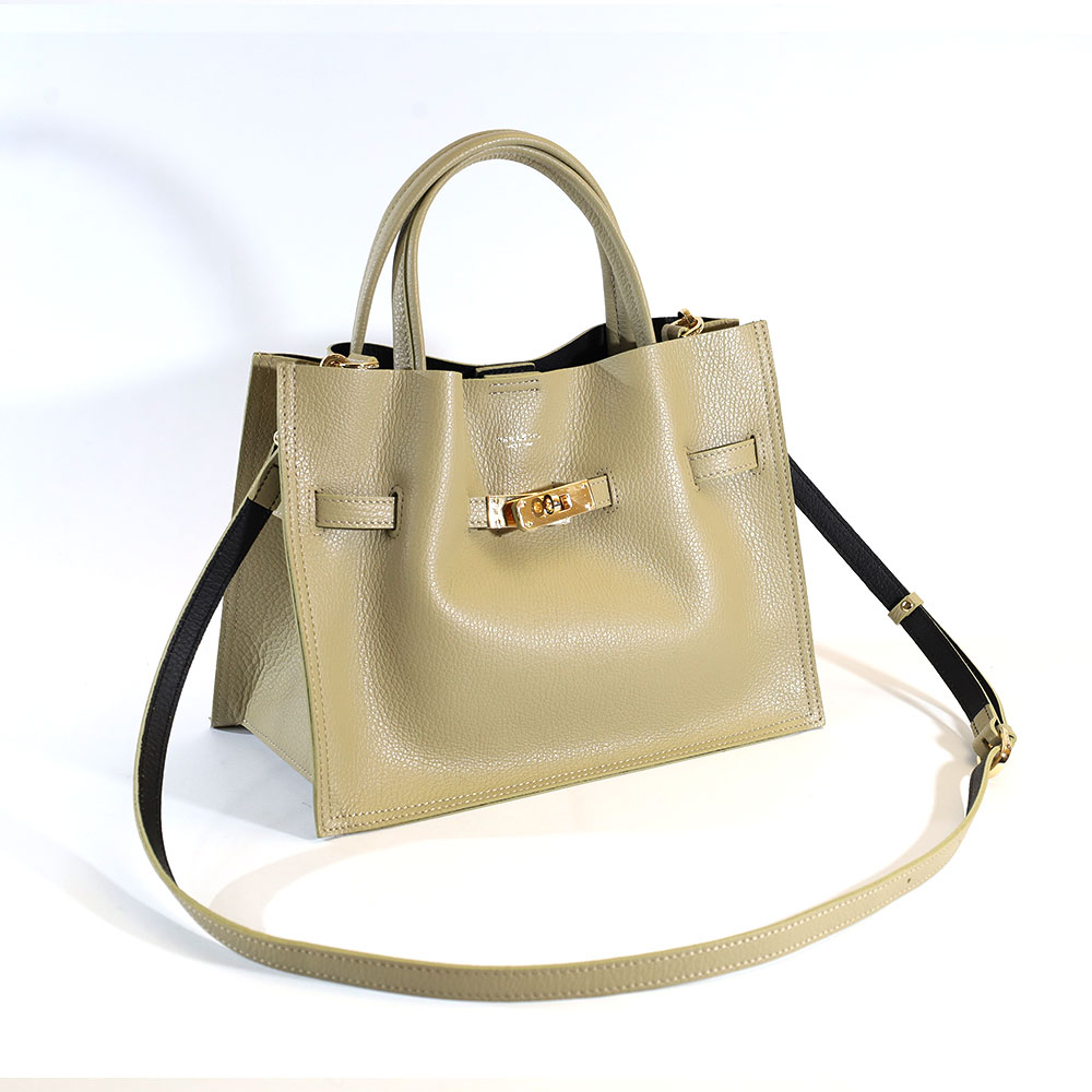 VIOLAd'ORO（ヴィオラドーロ） VIOLAdORO ショルダーバッグ v-1496