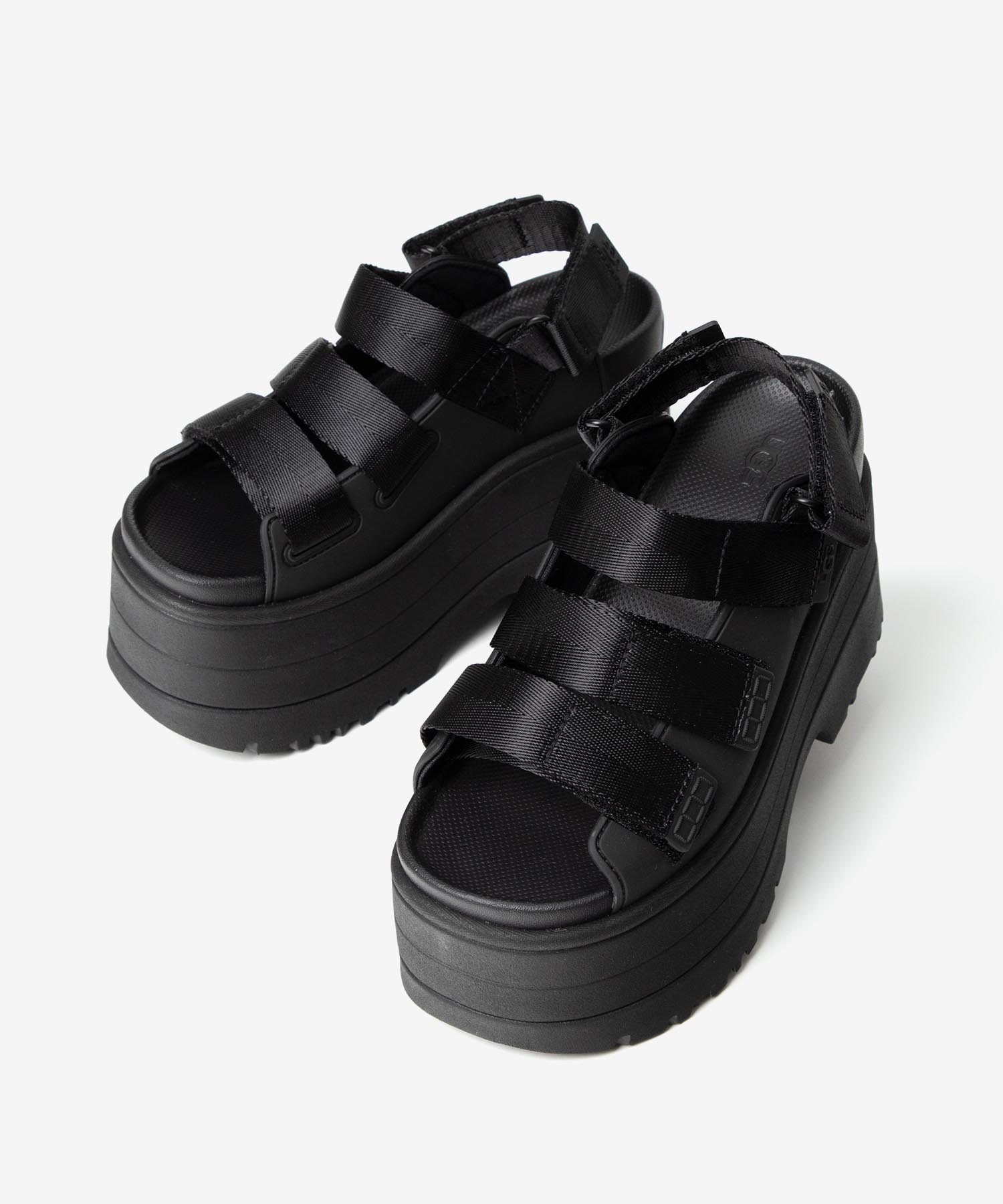 UGG（アグ） UGG PLATFORM SANDALS 厚底サンダル GOLDEN RISE