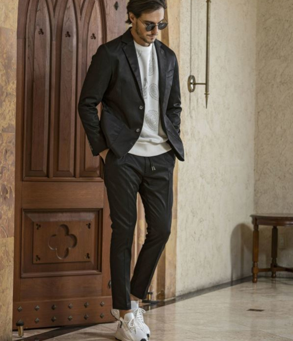 1PIU1UGUALE3 RELAX ウノピゥウノウグァーレトレ リラックス