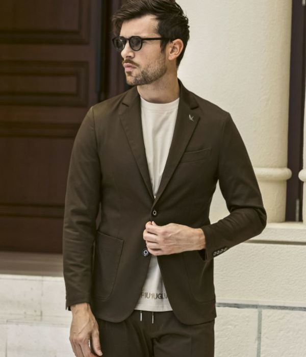 1PIU1UGUALE3 RELAX ウノピゥウノウグァーレトレ リラックス