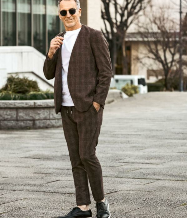 1PIU1UGUALE3 RELAX ウノピゥウノウグァーレトレ リラックス